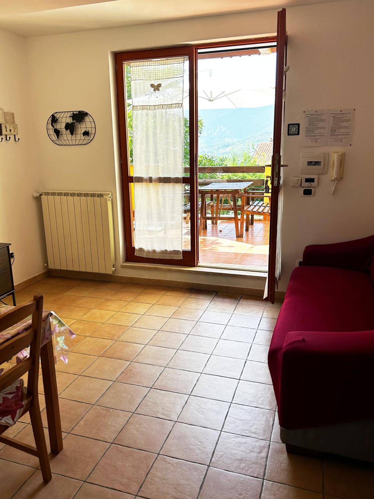 Апартаменты 4Flats In Orto Di Venanzio Барреа Номер фото