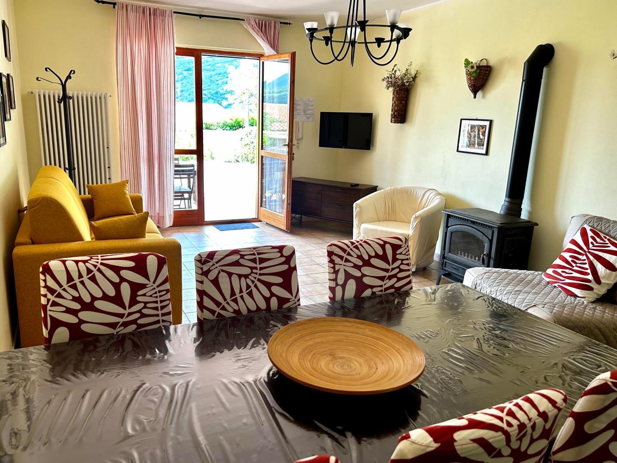 Апартаменты 4Flats In Orto Di Venanzio Барреа Номер фото
